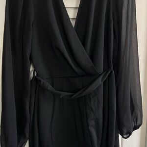 Cute Windsor Classic Black Dress